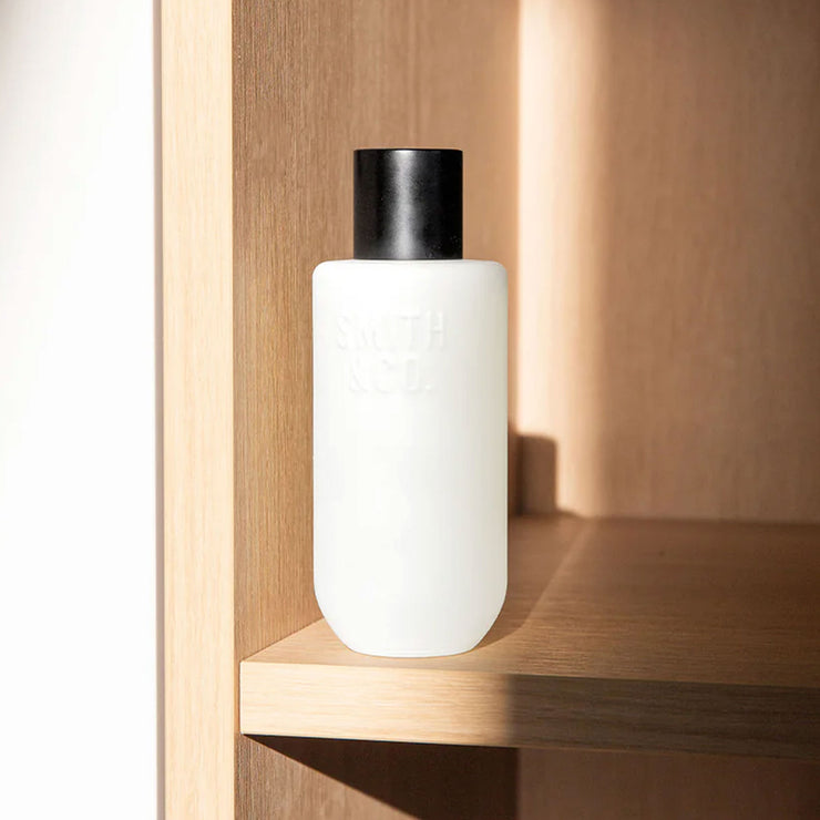 Smith & Co Room Spray - Tonka & White Musk