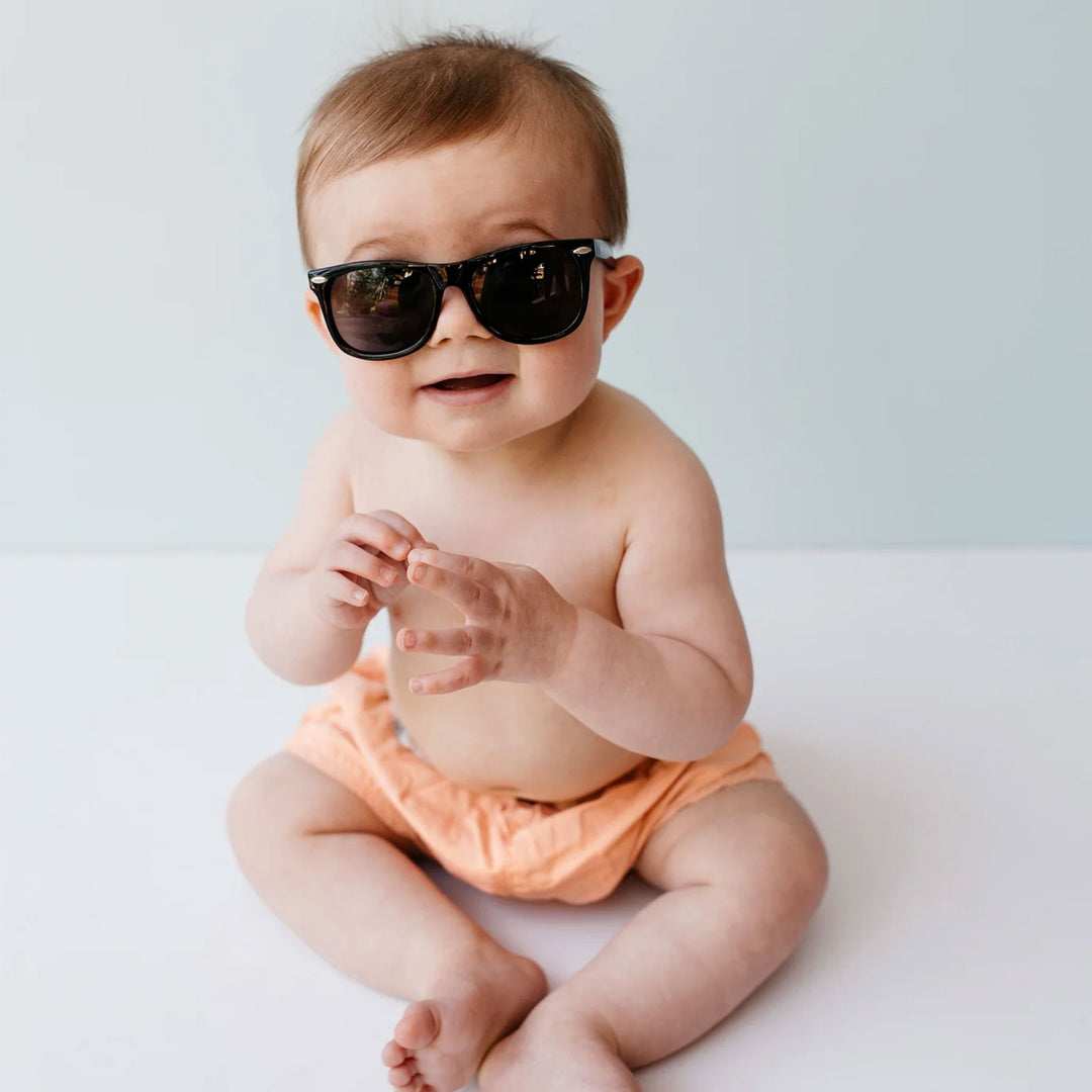 Frankie Ray Mini Gadget Sunglasses Black – little kisses